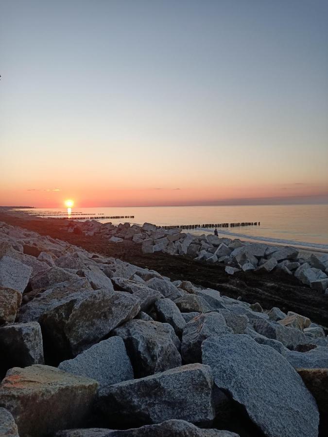 Spokojny Brzeg Kołobrzeg Esterno foto